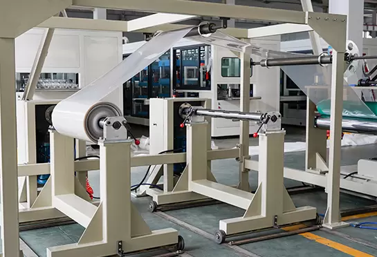 Bagian berliku stasiun ganda mengadopsi pengalihan jenis gerobak, rol berliku dengan poros gas, pembongkaran mudah, efisiensi tinggi, intensitas tenaga kerja rendah.